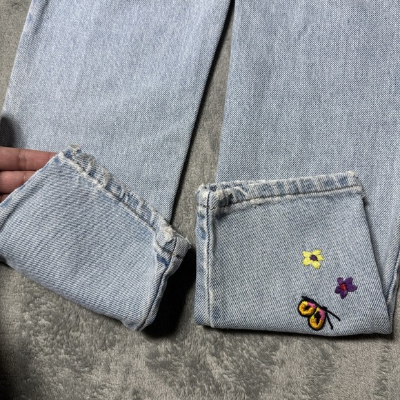 VTG 90s GAP Womens Lightwash Slim Tapered Jeans Size 5/6 Embroidered - Picture 8 of 14